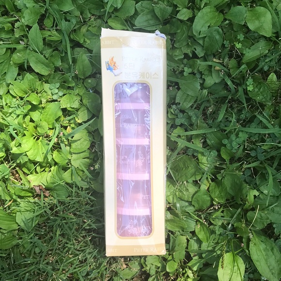 Peter Rabbit Beatrix Potter Stacking Cups - Picture 4 of 8